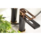 SOTBE LOFT SVART ROSE GOLD fekete mosdócsaptelep fém dugóval